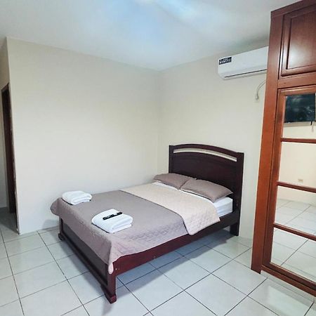 Ncg Suite Guayaquil Dış mekan fotoğraf